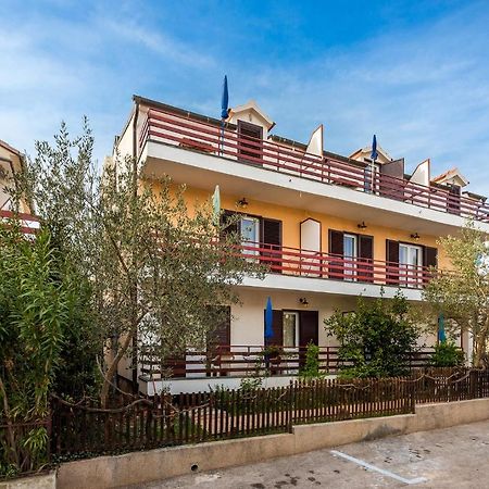 Apartments Boris Vodice Luaran gambar
