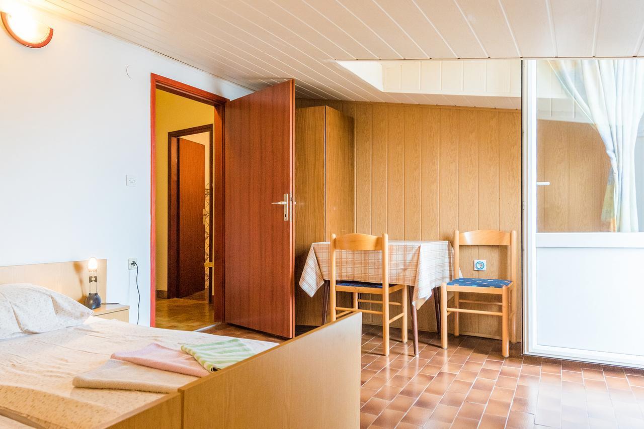 Apartments Boris Vodice Luaran gambar